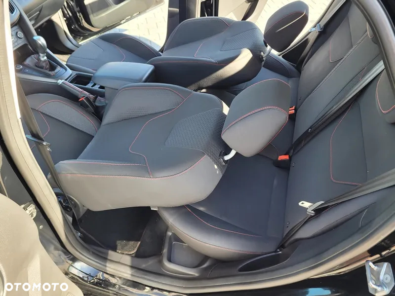 Ford Focus 1.0 EcoBoost ST-Line Style - 39