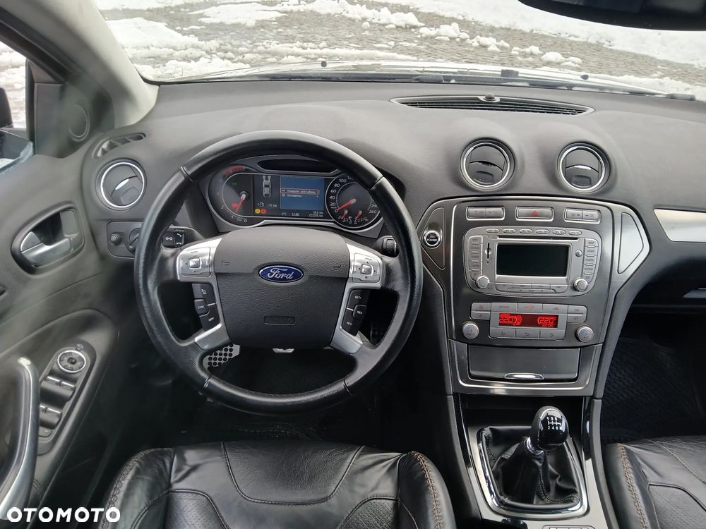 Ford Mondeo 2.2 TDCi Sport - 23