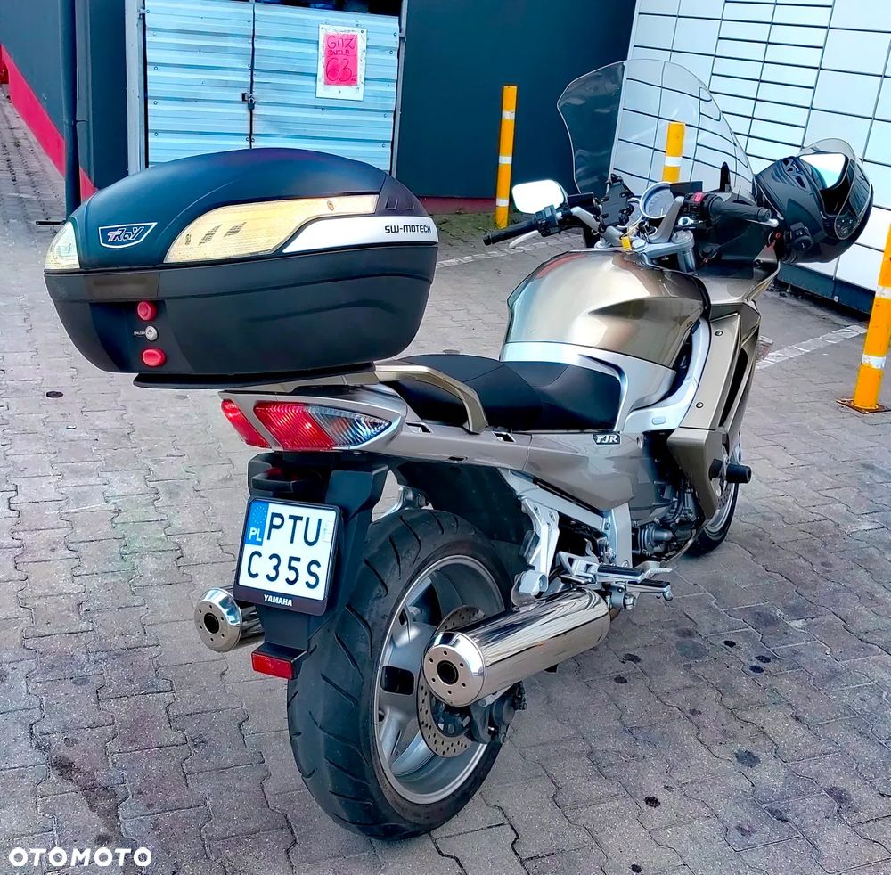 Yamaha FJR - 4