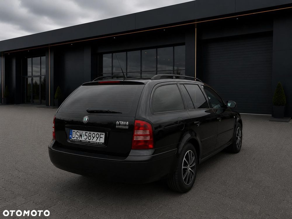 Skoda Octavia 1.6 Tour - 15