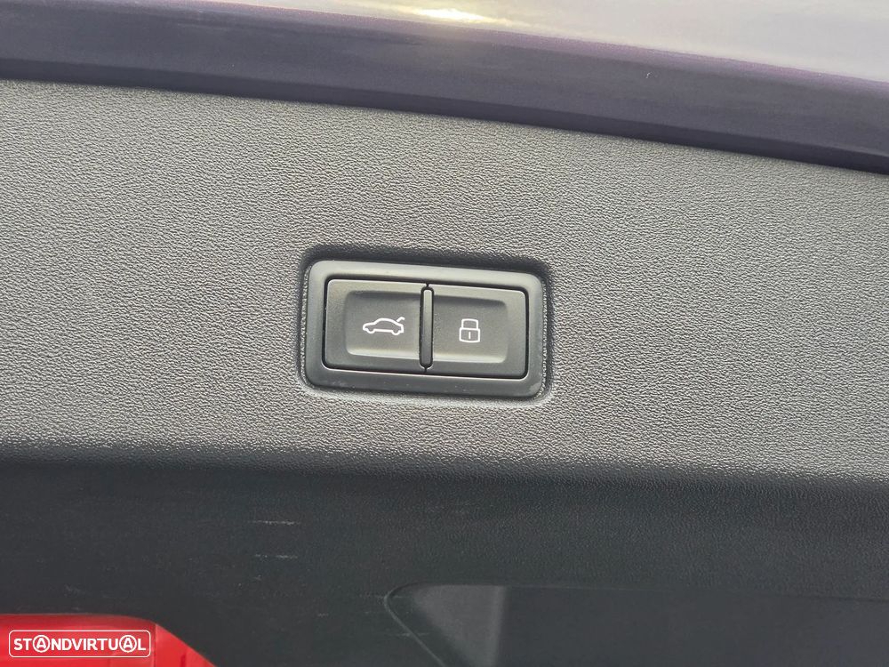 Audi Q4 e-tron 50 quattro - 10