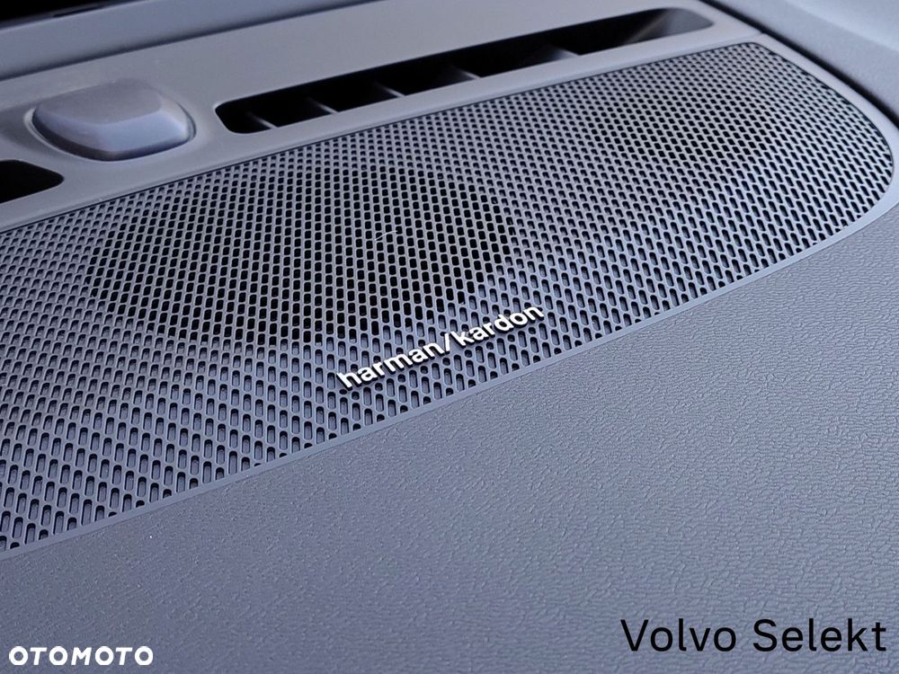 Volvo XC 40 - 33