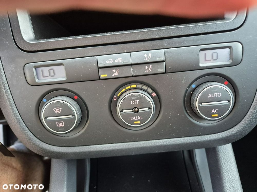 Volkswagen Golf - 18