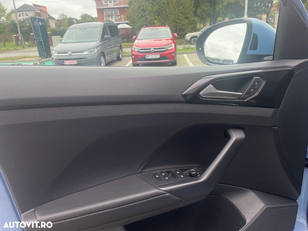 Volkswagen T-Cross 1.5 TSI DSG R-Line - 12