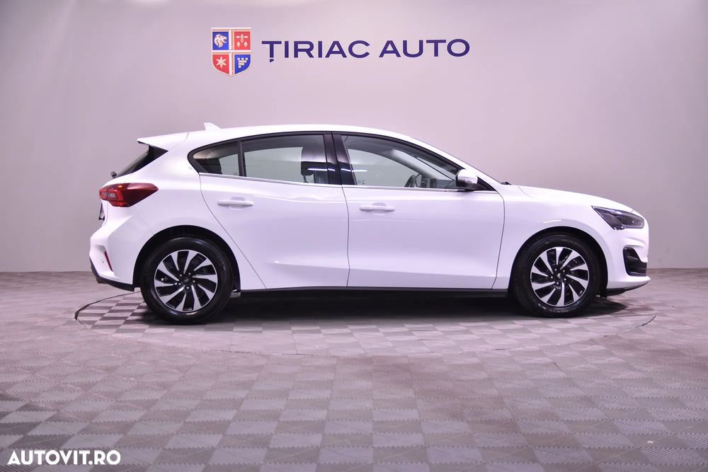Ford Focus - 6