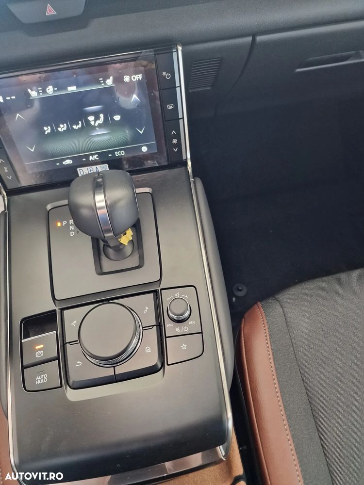 Mazda MX-30 e-SKYACTIV EV Makoto (Industrial Vintage) - 11