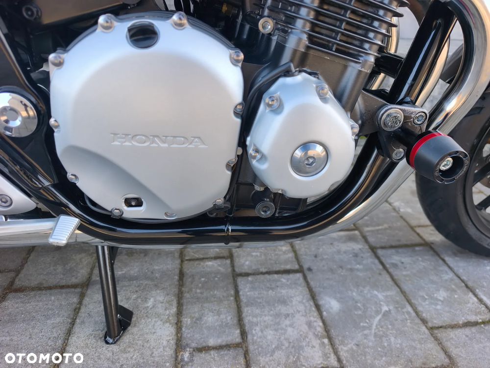 Honda CB - 7