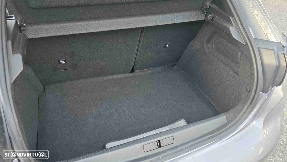 Peugeot 208 1.2 PureTech Active - 23