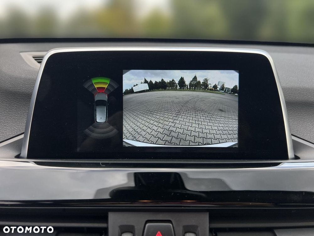 BMW X1 sDrive18i - 20
