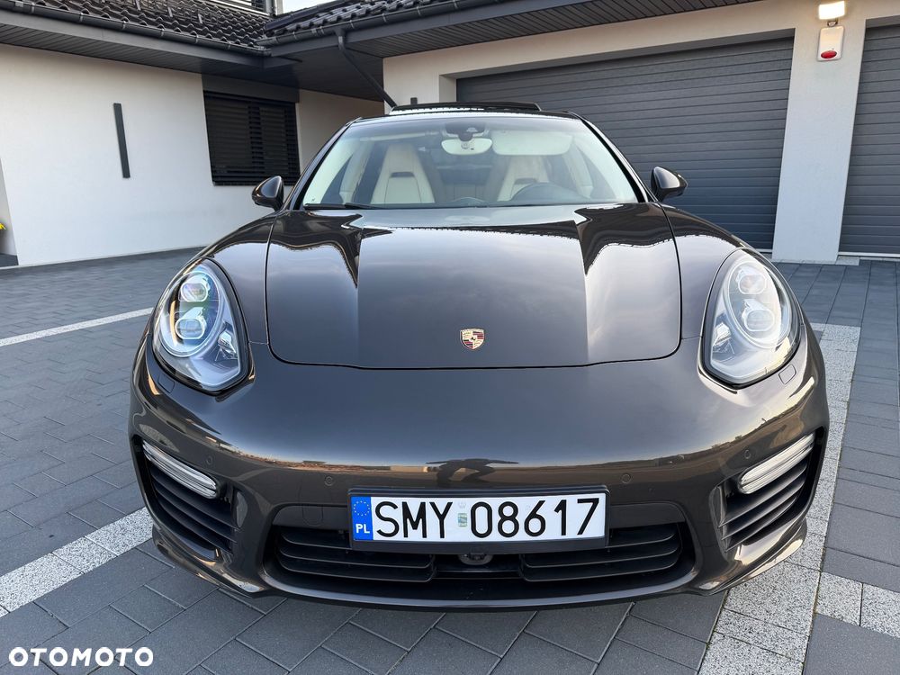 Porsche Panamera Turbo Executive - 7