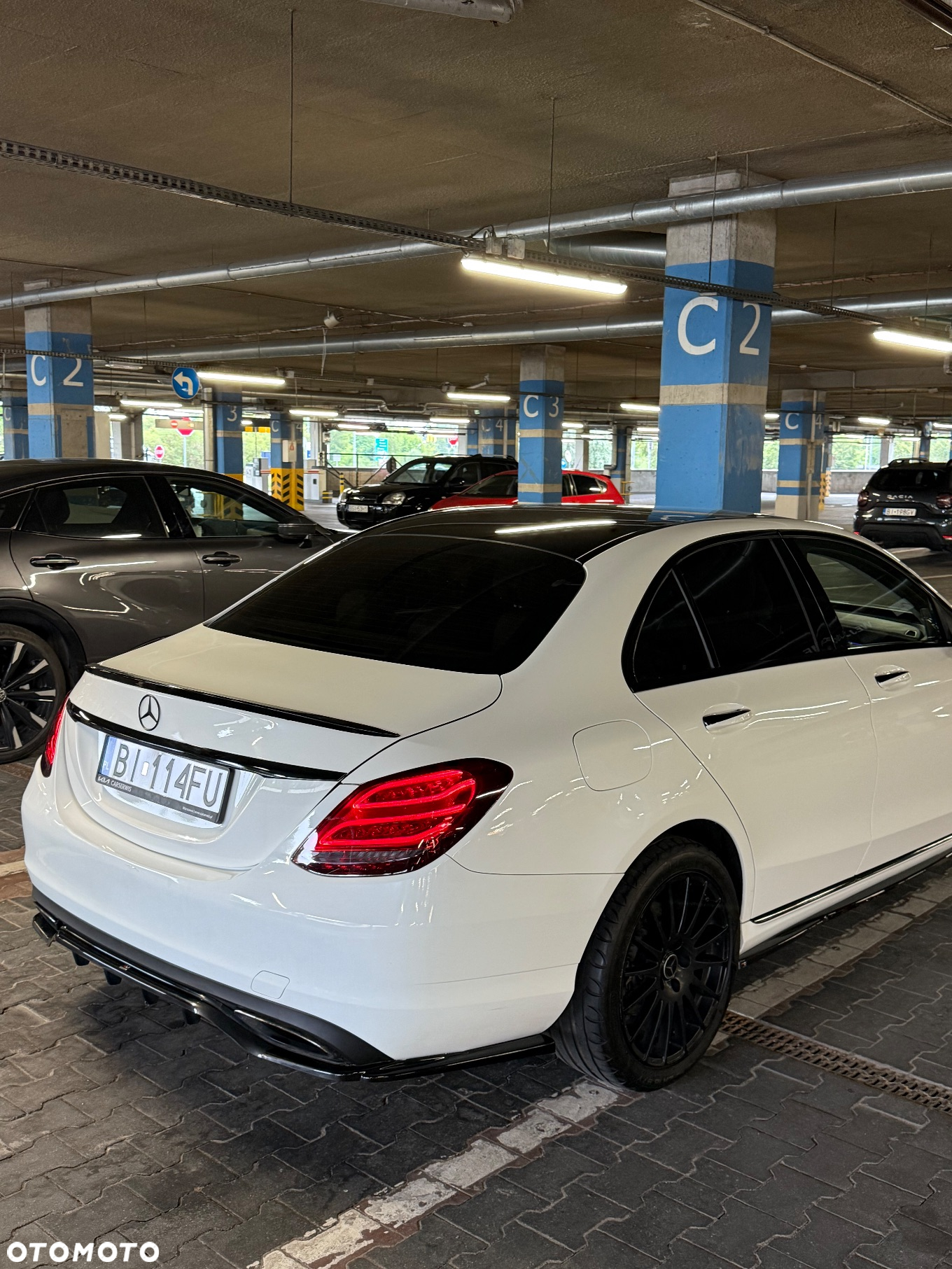 Mercedes-Benz Klasa C 300 7G-TRONIC - 4