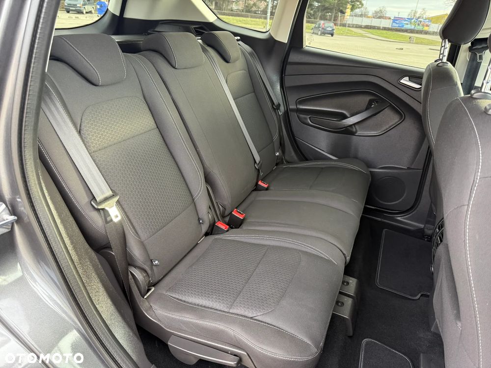 Ford Kuga 2.0 TDCi 4x4 Trend - 13