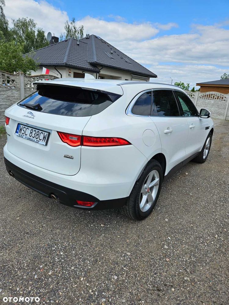 Jaguar F-Pace - 5