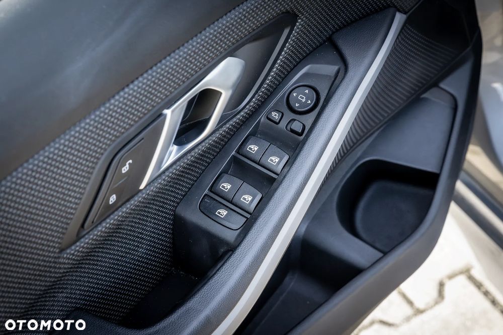 BMW Seria 3 320d xDrive - 12