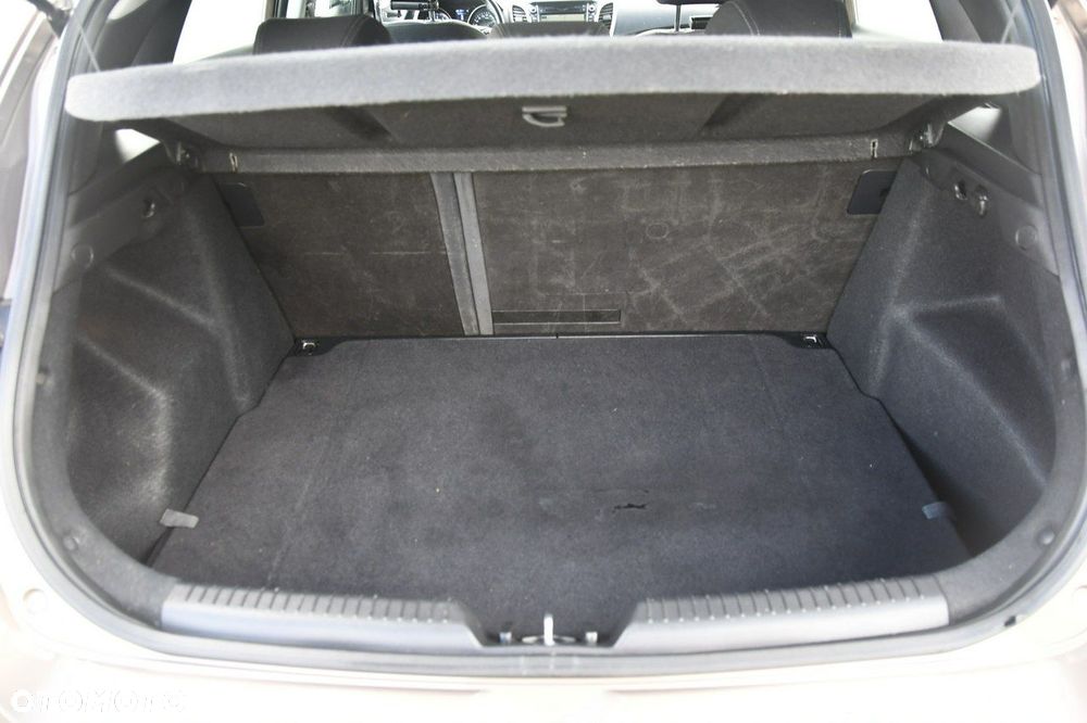 Hyundai i30 - 19