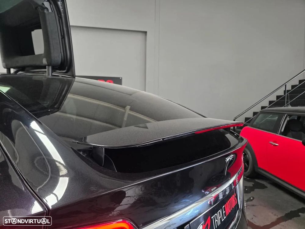 Tesla Model X P100D - 13