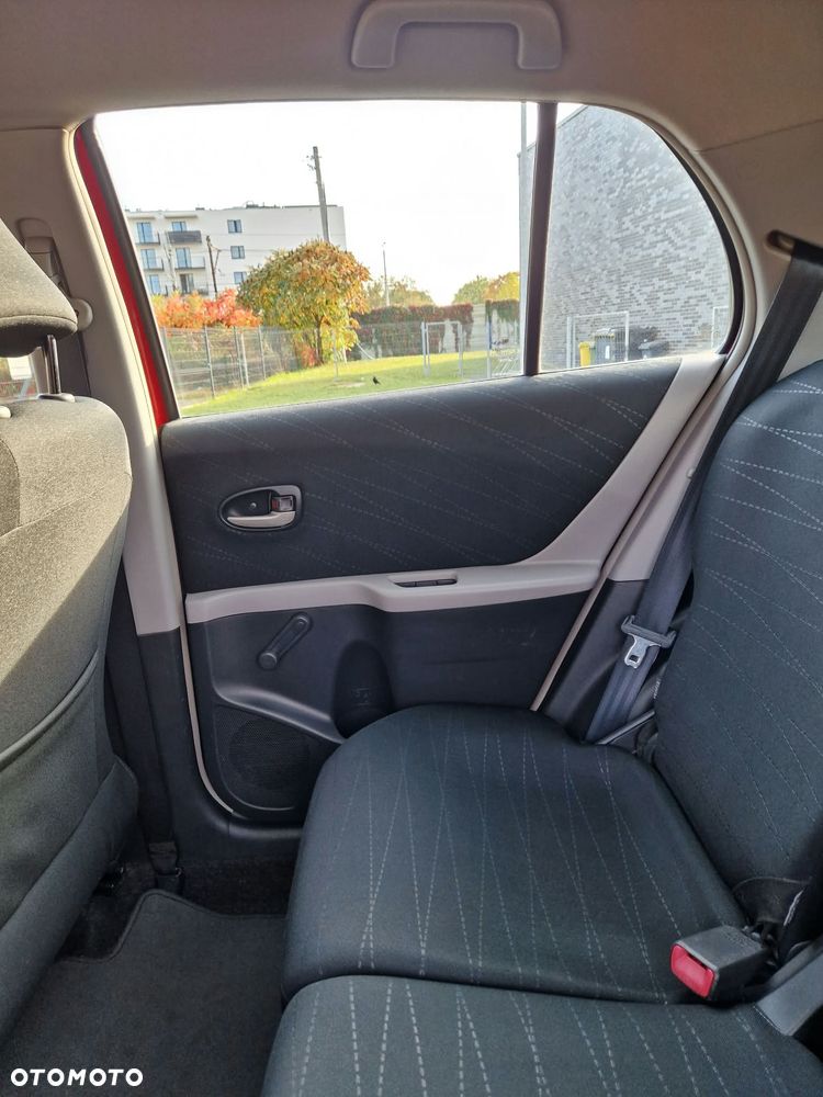 Toyota Yaris - 22