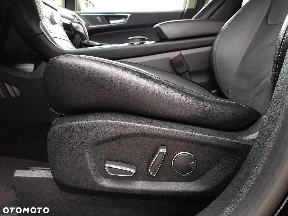 Ford Edge - 28
