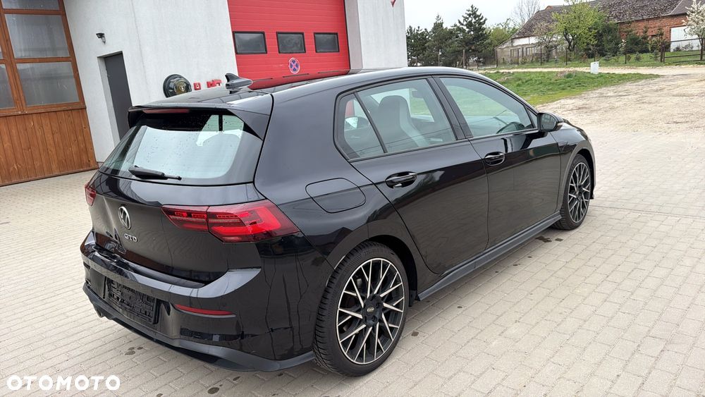 Volkswagen Golf 2.0 TDI SCR DSG GTD - 8