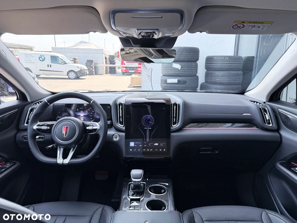 Hongqi HS3 - 37