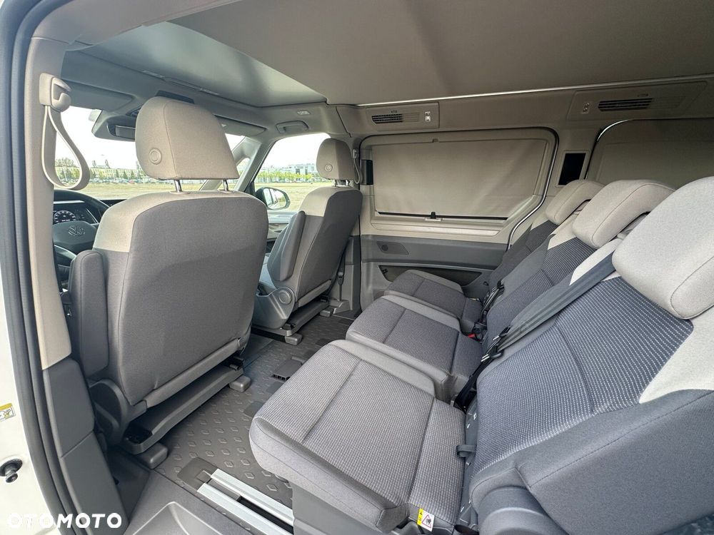 Volkswagen california Nowa California Beach silnik: 2,0 l TSI OPF 204 KM / skrzynia biegów: 7-biegowa DSG rozstaw osi: 3124 mm - 14