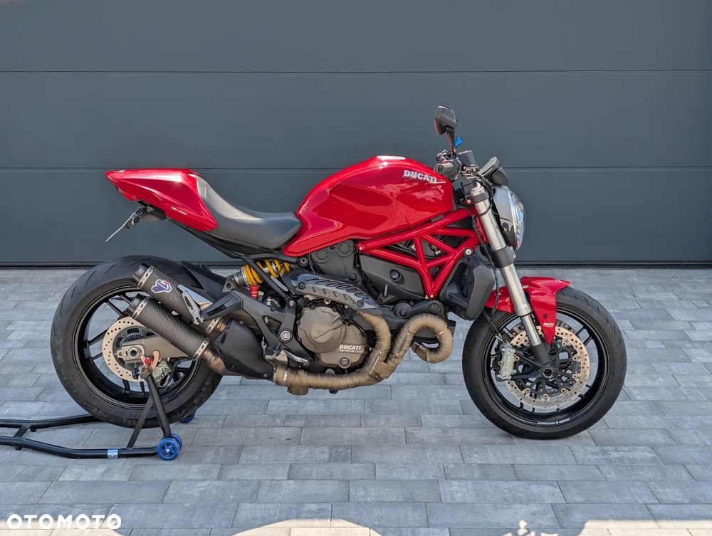 Ducati Monster - 1