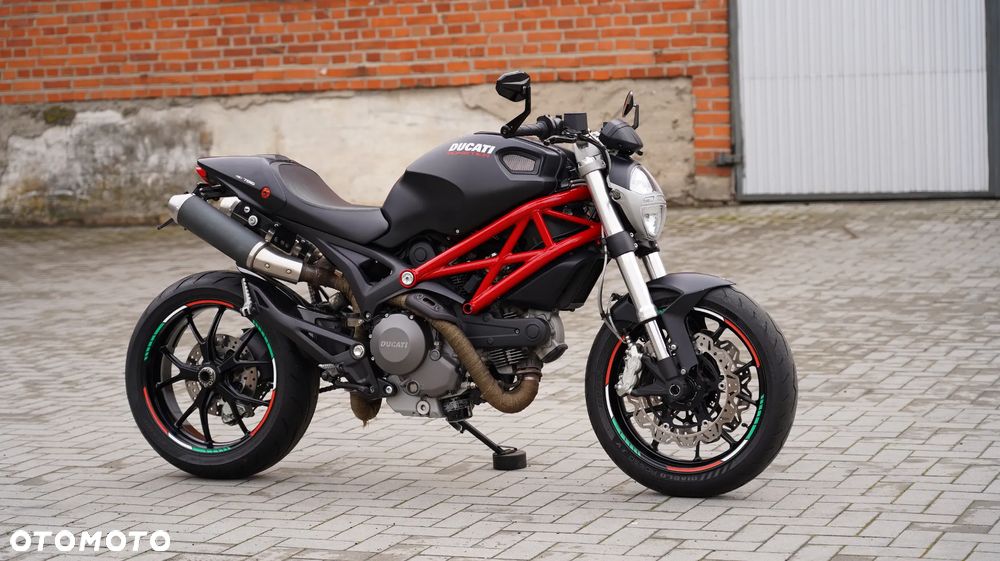 Ducati Monster - 3