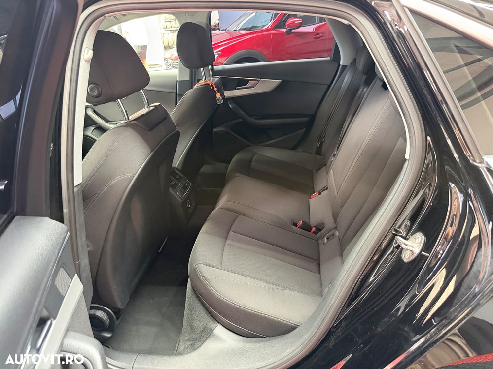 Audi A4 Limuzina 40 TDI S tronic - 13