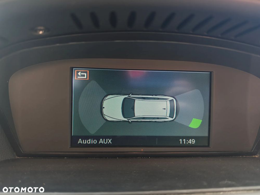 BMW Seria 3 320i - 11