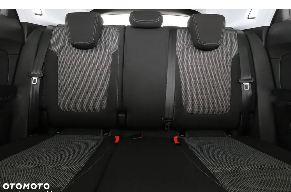 Opel Grandland X 1.2 Start/Stop Business Edition - 32