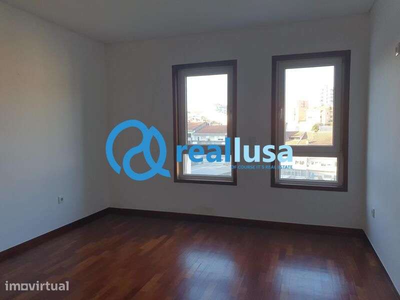Apartamento T1 c/ garagem Bonfim Porto - Grande imagem: 3/10