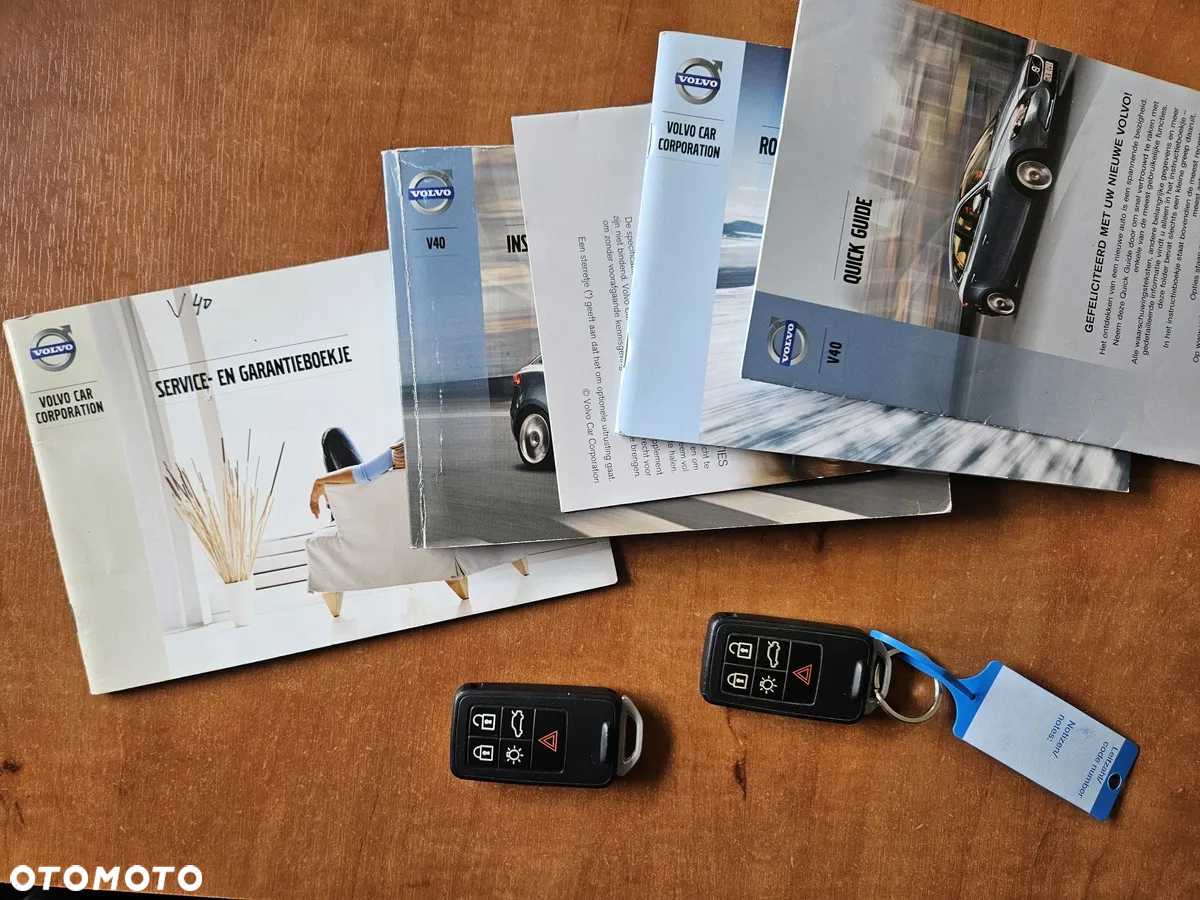 Volvo V40 D2 Momentum - 29