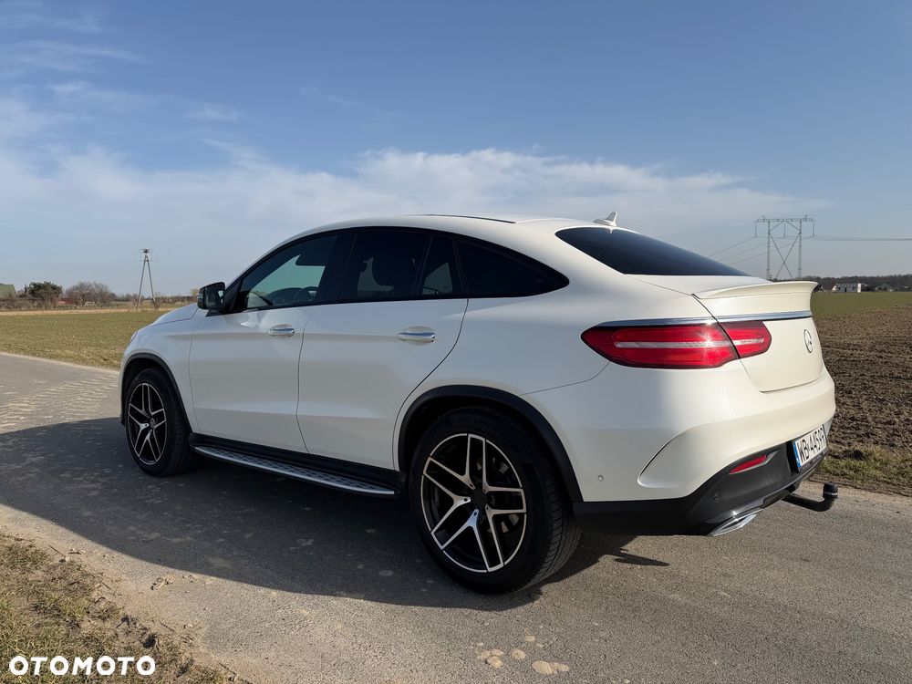 Mercedes-Benz GLE - 26