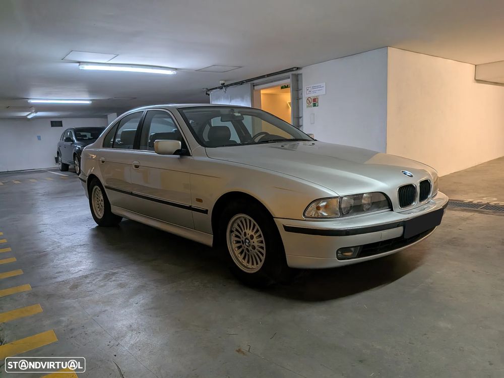 BMW 528 iA - 3