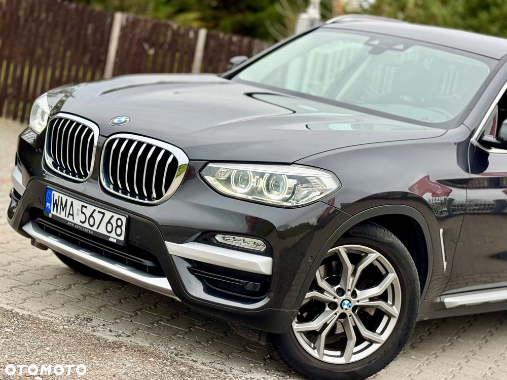 BMW X3 sDrive18d xLine - 23