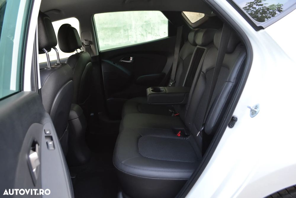 Hyundai ix35 2.0 CRDI 4WD Premium - 10
