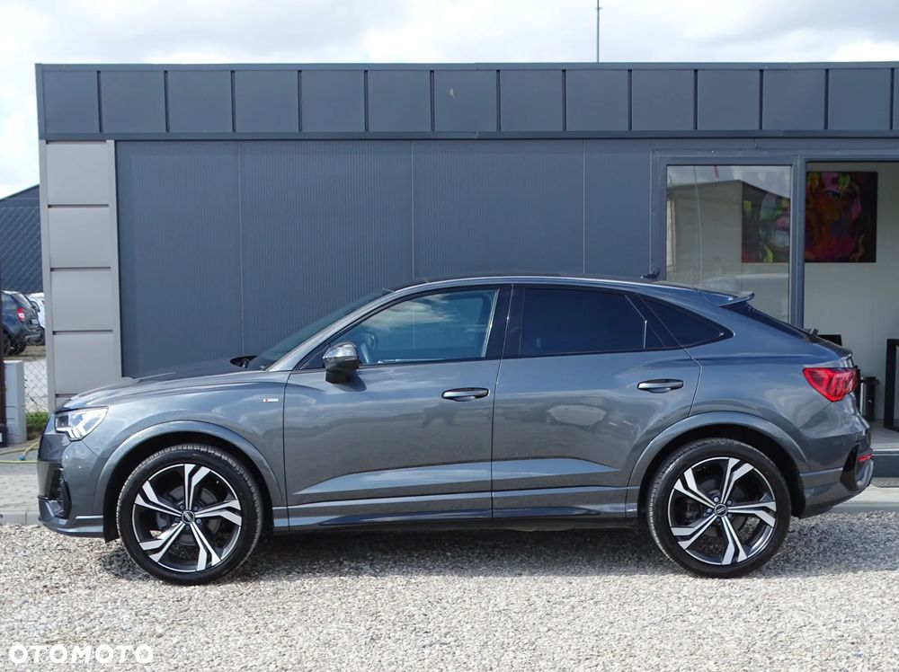 Audi Q3 Sportback - 2