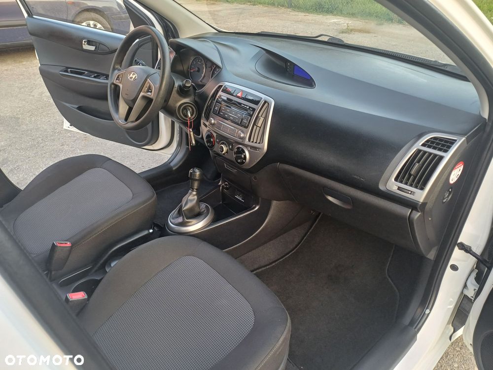 Hyundai i20 1.2 Comfort - 16