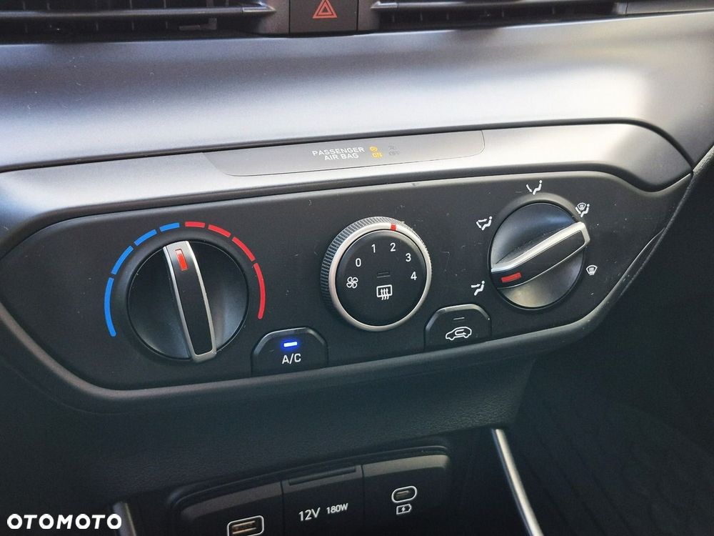 Hyundai i20 1.2 Modern - 26