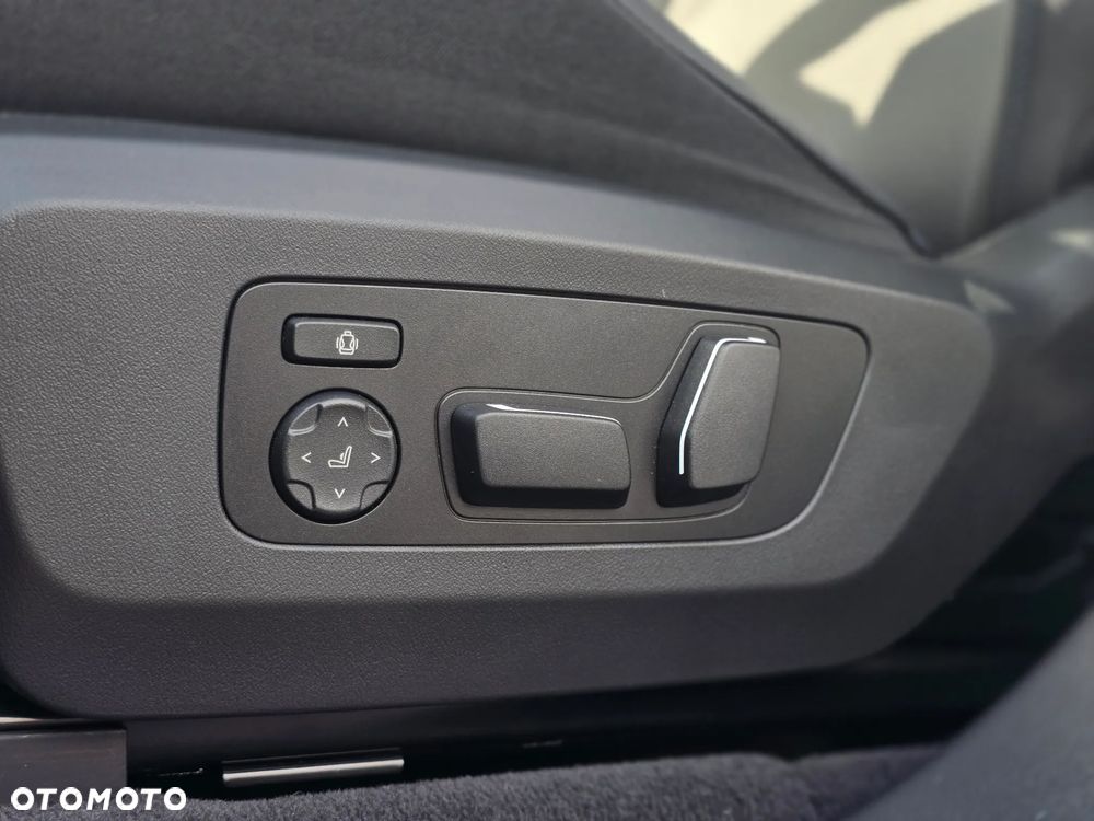 BMW X3 xDrive20d mHEV - 11