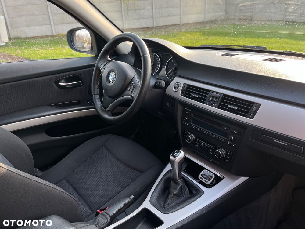 BMW Seria 3 - 10