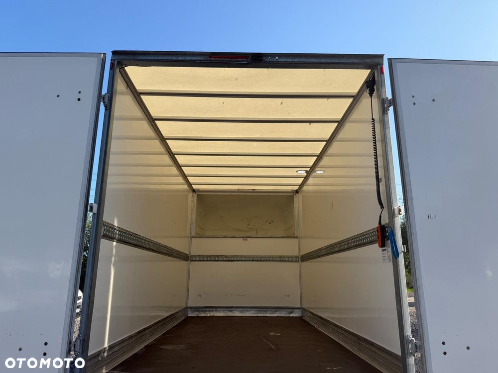 Volkswagen CRAFTER / KONTENER / UDT / WINDA / NAJBOGATSZA WERSJA / FV23% / 163 KM / - 12