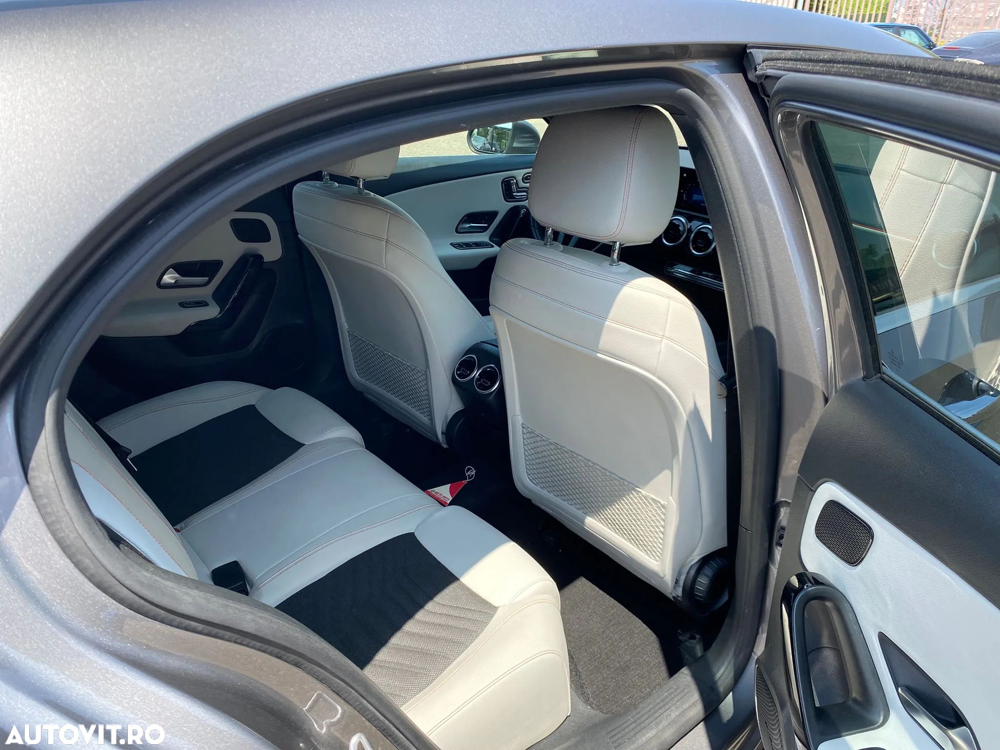 Mercedes-Benz A 180 d 7G-DCT - 15