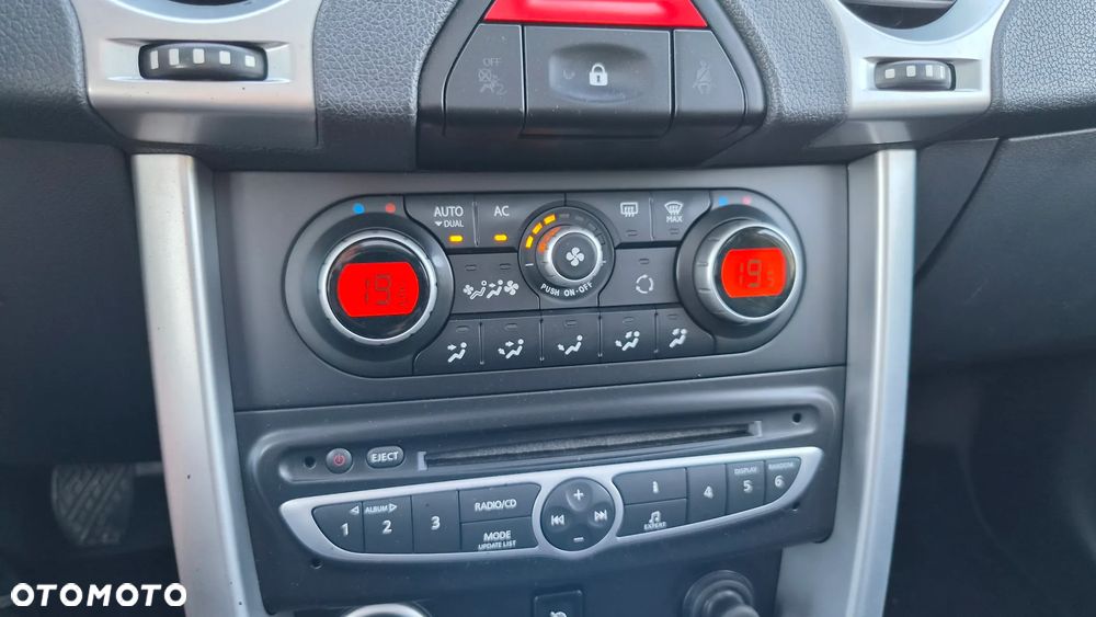 Renault Koleos dCi 150 FAP 4x2 Limited - 22