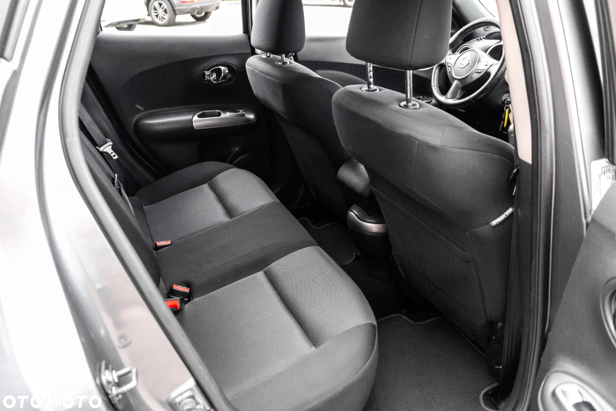 Nissan Juke 1.6 Acenta S&S - 19