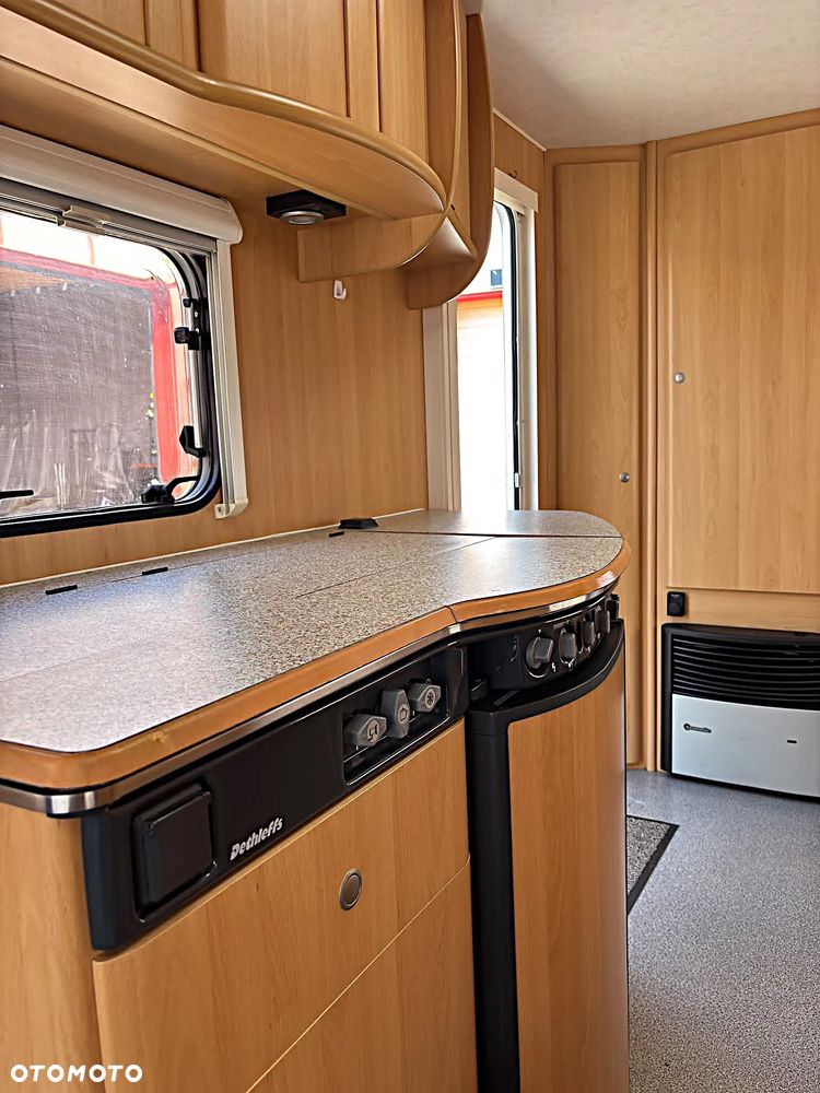 Dethleffs Camper 430 - 11