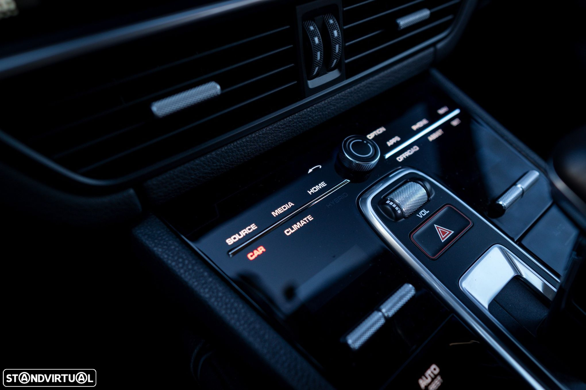 Porsche Cayenne Platinum Edition - 35