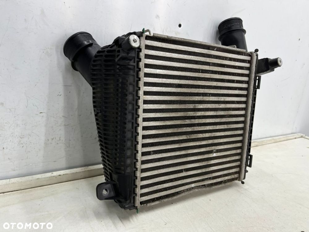 Chłodnica intercoolera Porsche Panamera II 971 4s 2.9 V6 T prawy intercooler oryginał 971145804h - 9