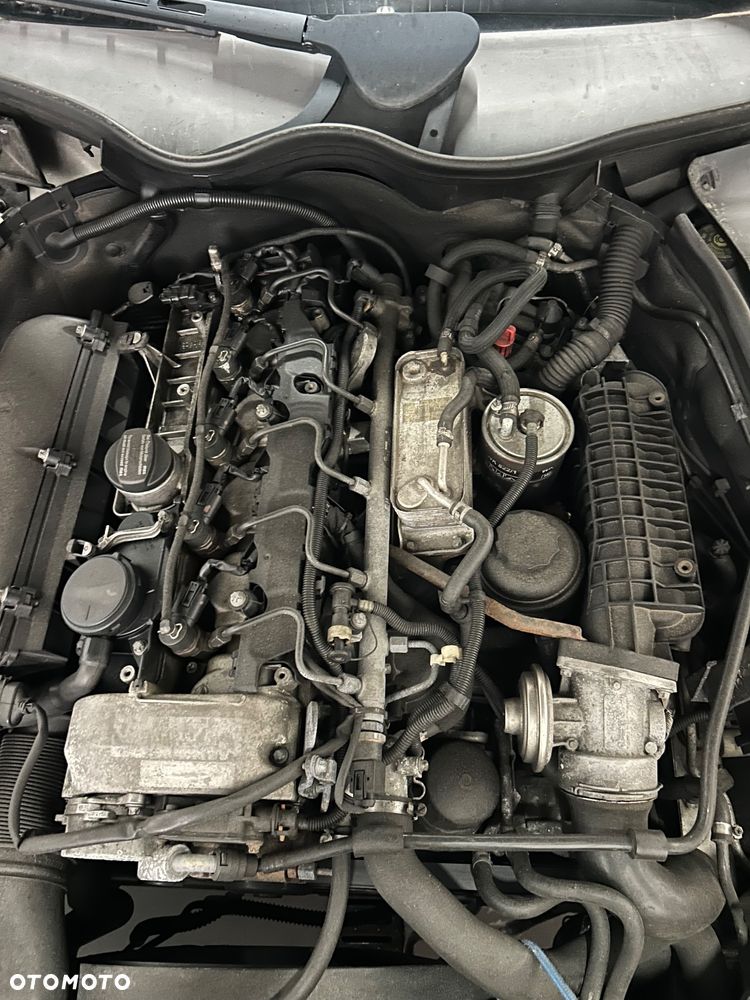 SILNIK Mercedes 2.7 CDI  OM612 183kw kompletny 167tys swap na sprinter - 2