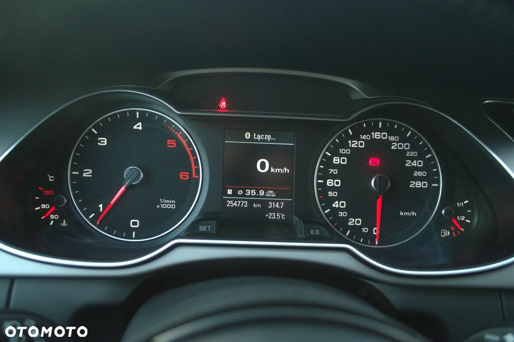 Audi A4 Avant 2.0 TDI - 13